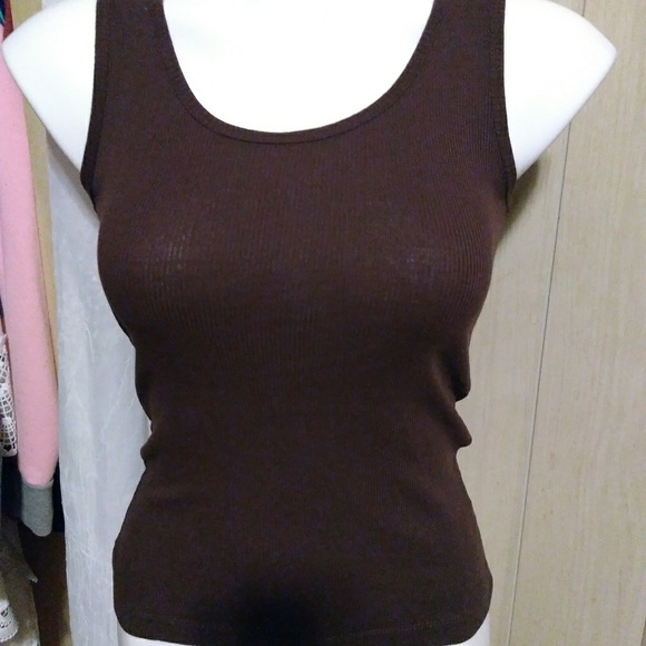Tank - Picture 1 of 2
